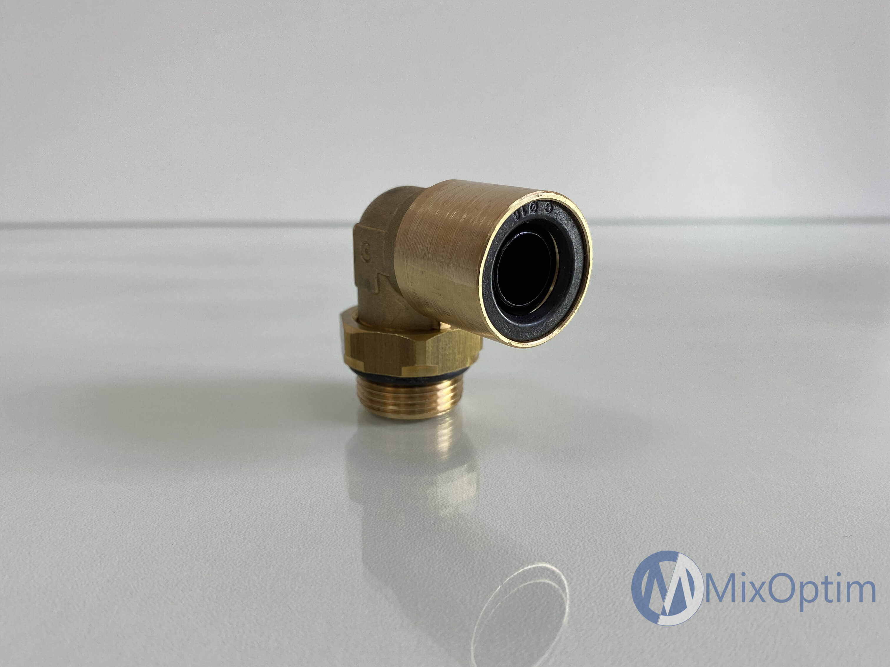 Фитинг угловой D6502 16-М22х1,5-S 45104-3506015-0085