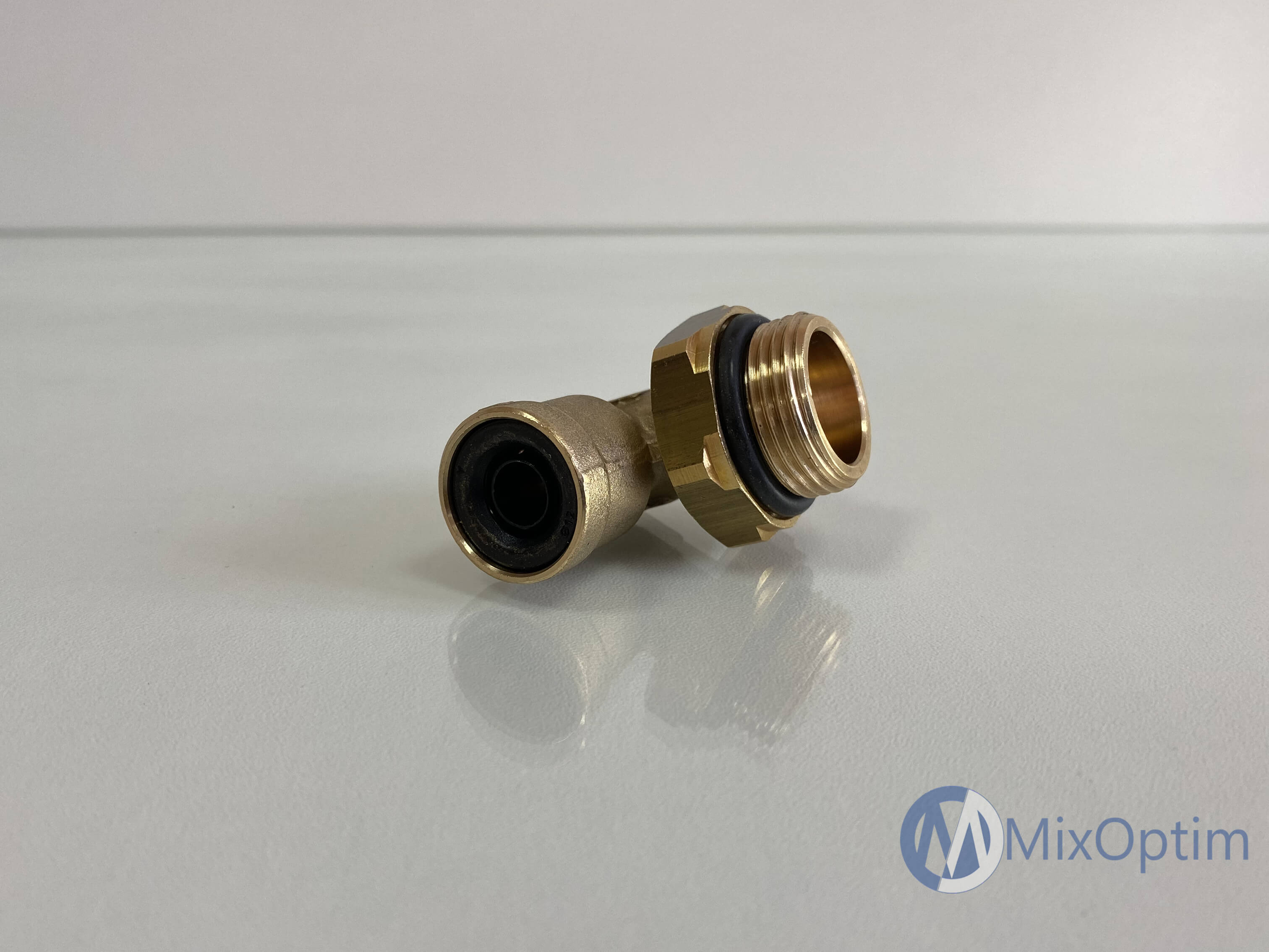 Фитинг угловой D6502 12-М22х1,5-S 45104-3506043-9085