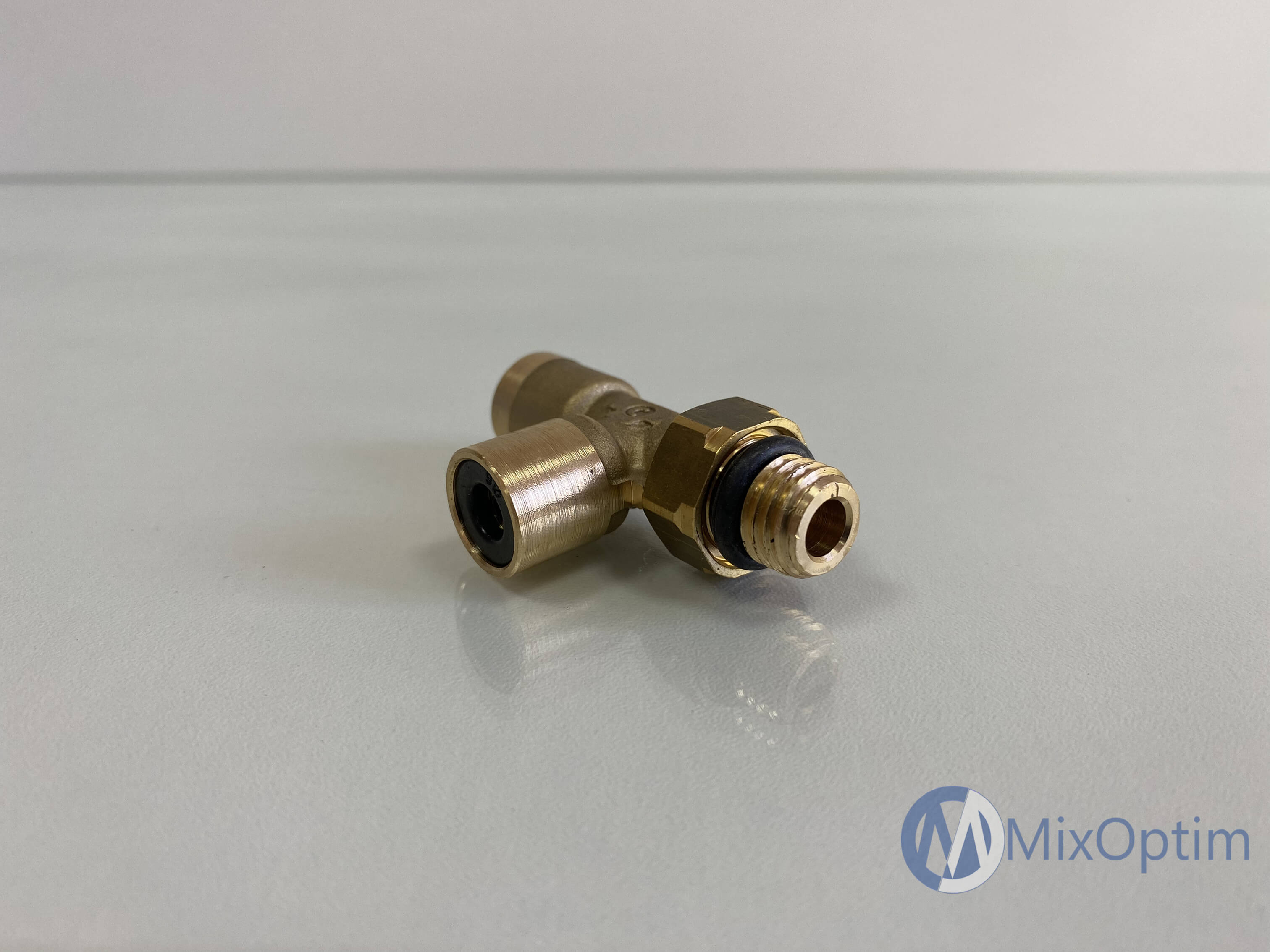 Фитинг тройник D6422 6-М12х1,5-S 45104-3506044-0085