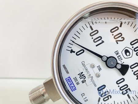 Манометр 233.50.100, диапазон 0...0,6 MPa
